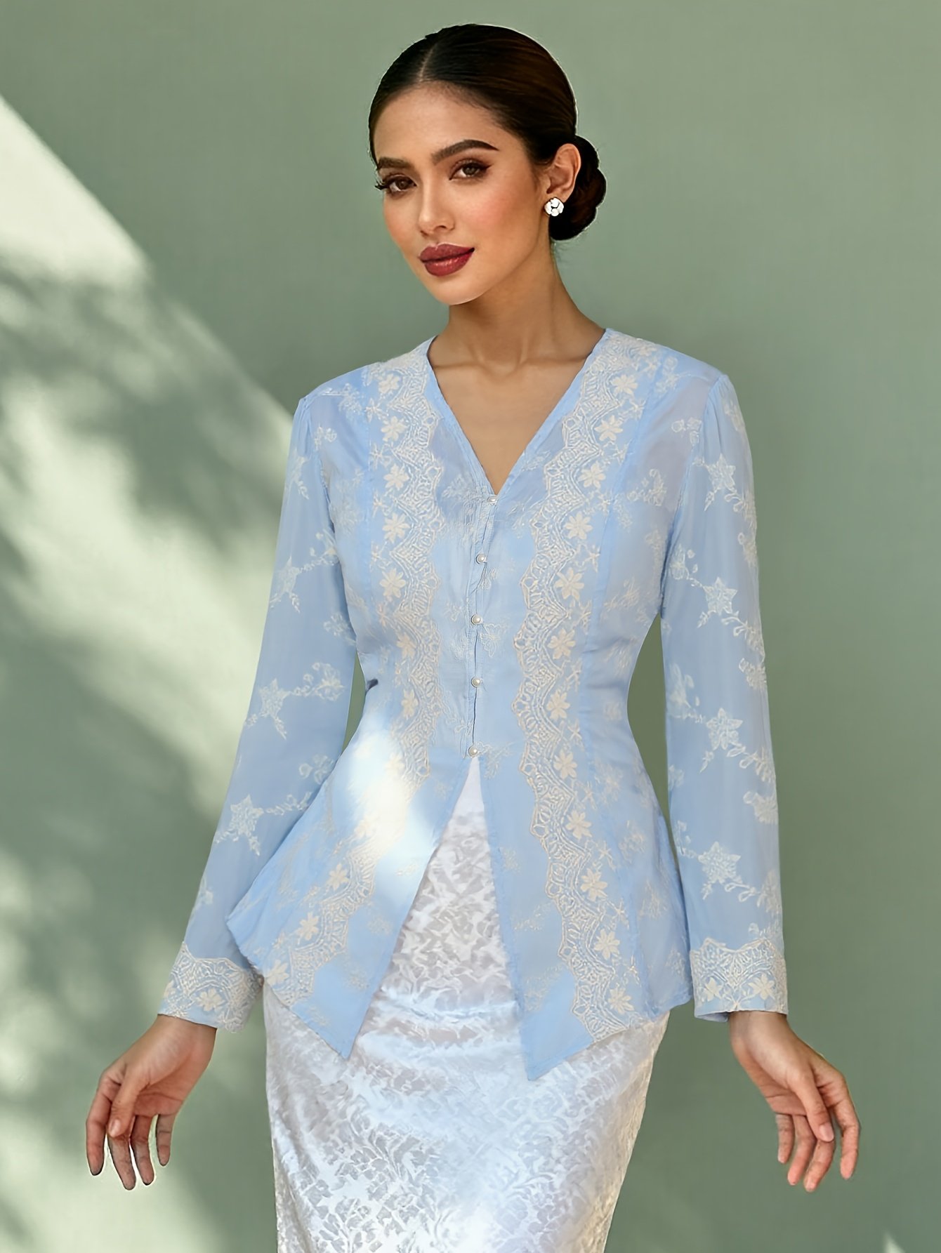 Light Blue Lace Embroidered Kebaya Top Elegant Women Traditional Fashion Wear