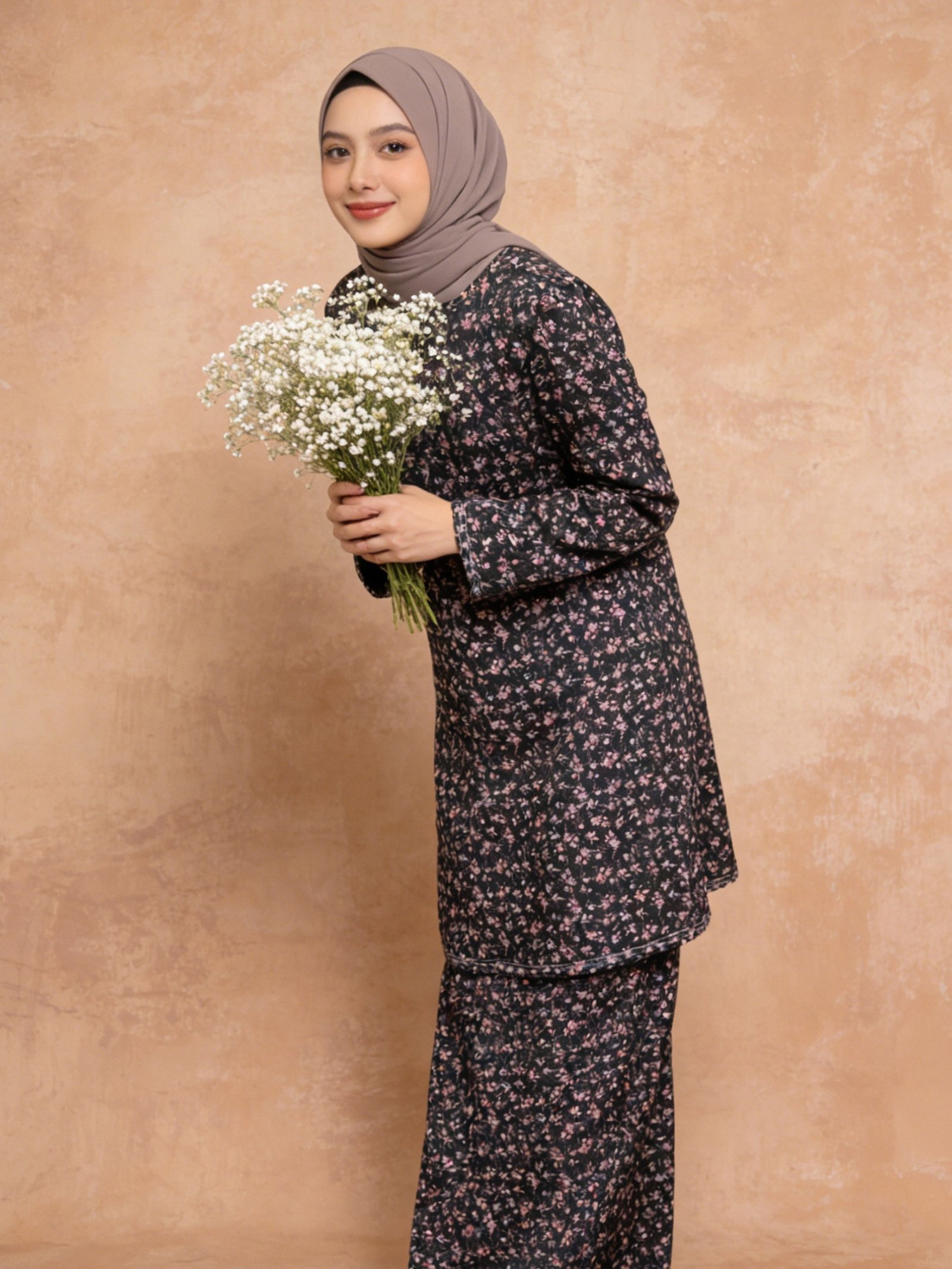 Elegant Floral Two-Piece Malay Women Set Affordable Muslimah Fashion Outfit
