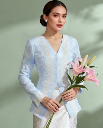 Light Blue Lace Embroidered Kebaya Top Elegant Women Traditional Fashion Wear